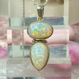 Ethiopian Opal Pendant Statement Necklace ✨🌌✨